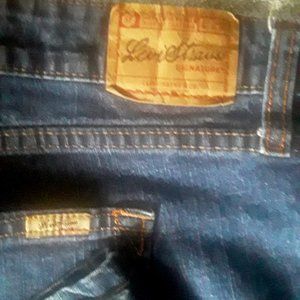 womens levi strauss signature